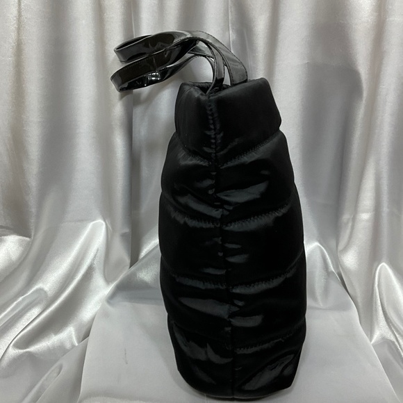 Kate Spade larger Tote, black, puffy, nylon 8-H1a - Picture 4 of 7